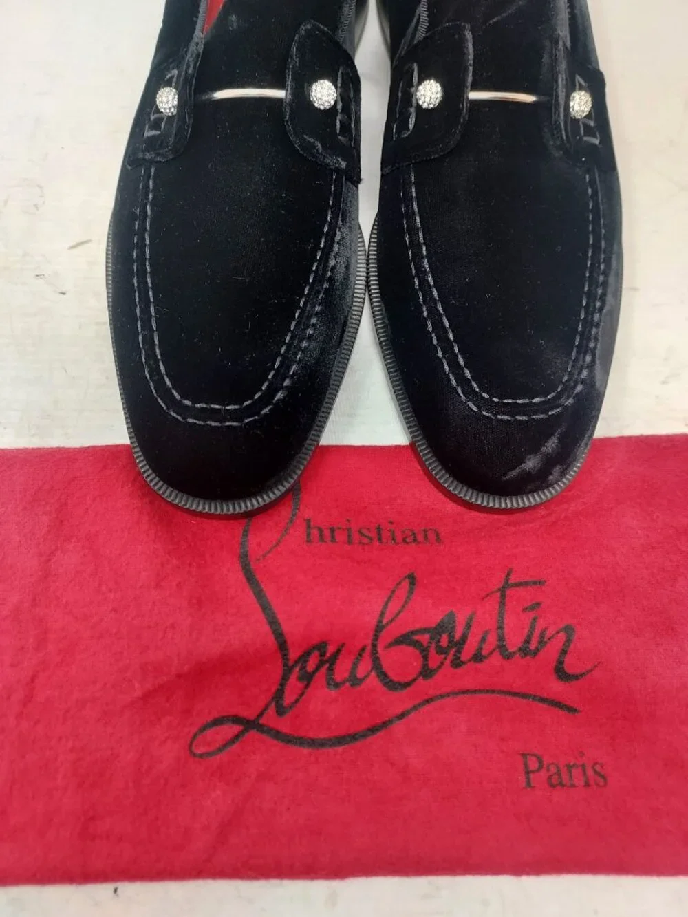 CHRISTIAN LOUBOUTIN Black Mens Chambelimoc Night Strass Velvet Loafer Shoe